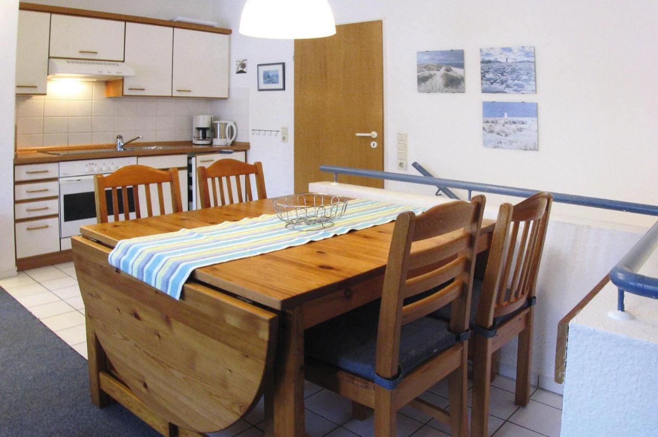 Apartment In Cuxhaven With A Shared Pool Екстериор снимка