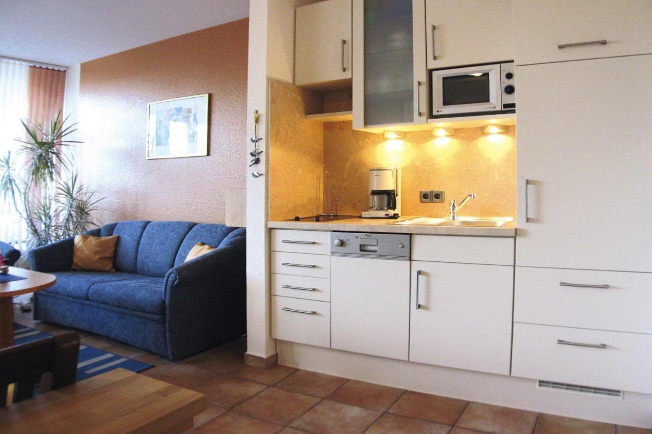 Apartment In Cuxhaven With A Shared Pool Екстериор снимка